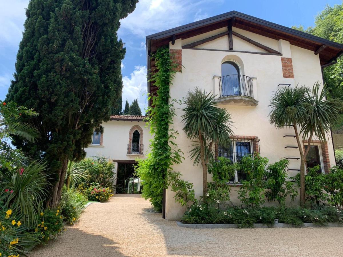 Borgo Il Mezzanino Villa Salò Buitenkant foto