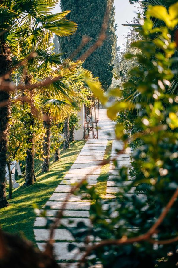 Borgo Il Mezzanino Villa Salò Buitenkant foto